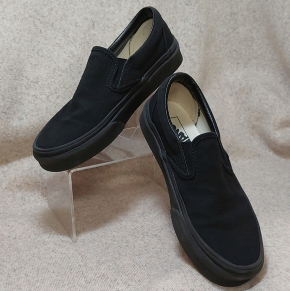 Vans Other - Vans Classic Canvas Slip-ons